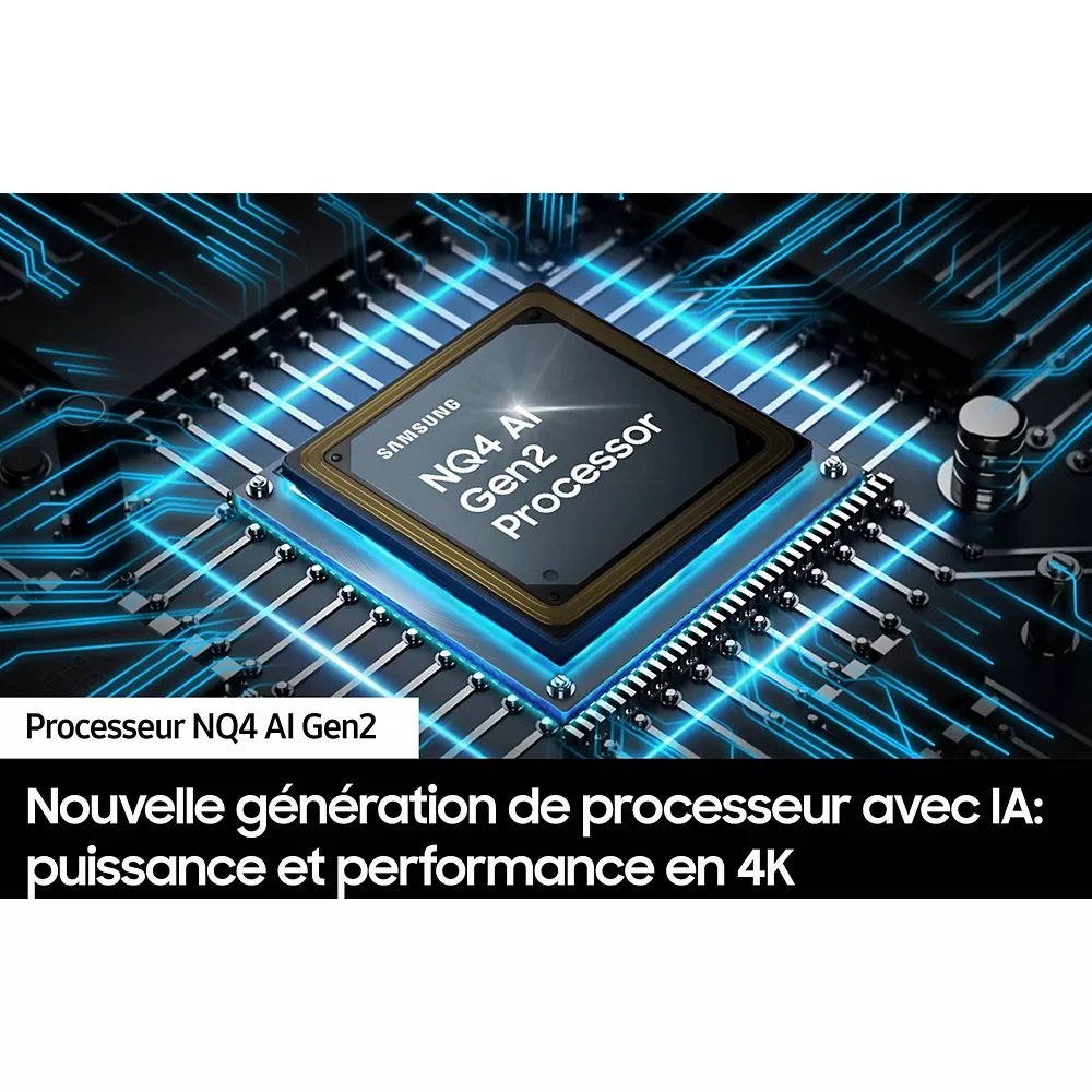 Gros plan de la micropuce SAMSUNG TQ77S95D étiquetée « NQ4 AI Gen2 Processor », mettant l'accent sur les capacités avancées de traitement de l'IA 4K.