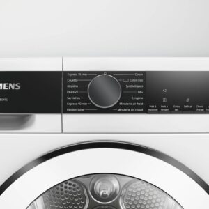 Gros plan du panneau de commande du SIEMENS WP31G200FR, présentant son affichage numérique et une gamme d'options de cycle pour un entretien efficace du linge.