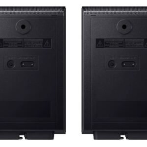 Vue arrière de deux enceintes électroniques rectangulaires noires identiques avec ports de connexion et étiquettes, compatibles avec le SAMSUNG HW-Q995D (Copie).