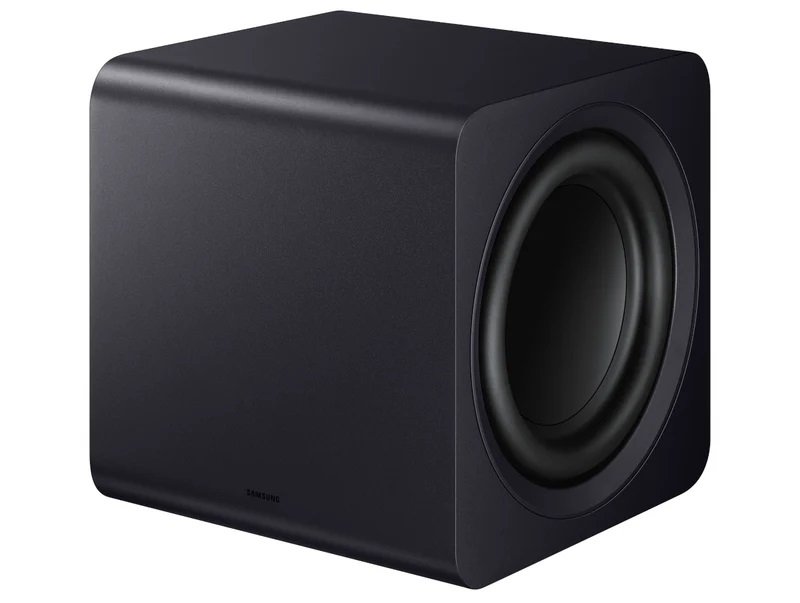 Un haut-parleur de caisson de basses noir en forme de cube avec une ouverture latérale circulaire, conçu pour s'associer parfaitement au SAMSUNG HW-Q995D (Copie) pour un son immersif.