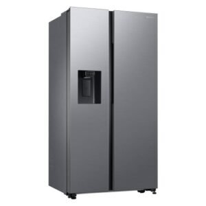 Le SAMSUNG RS65DG54R3S9EF est un élégant réfrigérateur côte à côte en acier inoxydable avec un élégant distributeur d'eau et de glace sur la porte gauche.