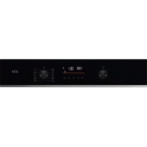 Gros plan du panneau de commande noir du four AEG TA5PB53XAB, doté d'un affichage numérique et de deux boutons de commande.