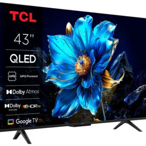 Le téléviseur QLED TCL 43P79K (43 pouces) affiche une fleur bleue vibrante, avec des logos de fonctionnalités affichés sur le côté gauche de l'écran.