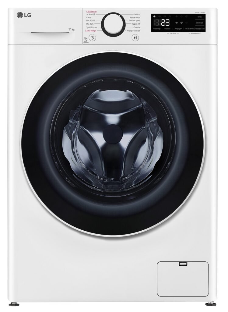 Vue de face du LG F14R50WHS, un lave-linge à chargement frontal doté d'un extérieur blanc élégant, d'un affichage numérique et d'un panneau de commande intuitif.