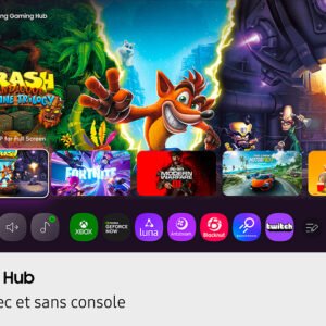 Le SAMSUNG TQ55Q7F4AUXXC affiche le menu Gaming Hub, avec des icônes de jeux tels que Crash Bandicoot, Fortnite et Modern Warfare.