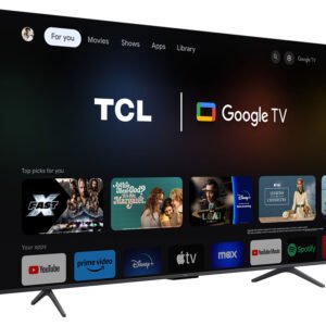 Le téléviseur intelligent TCL 55C72B est doté de l'interface Google TV, qui permet d'accéder à des applications de diffusion en continu et à des recommandations de films personnalisées.