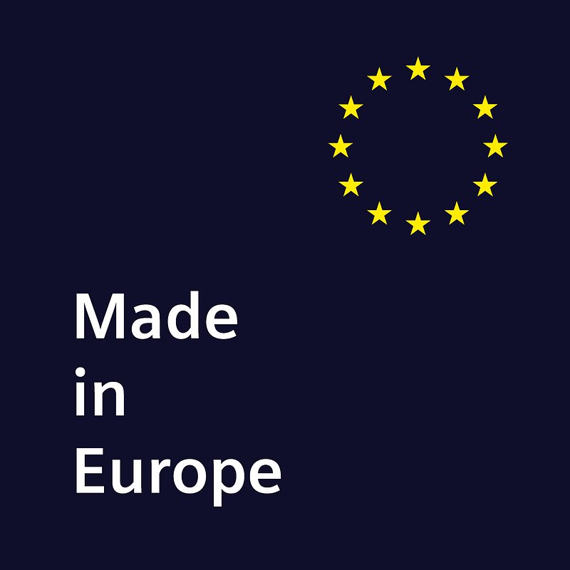 Le texte "Made in Europe" et le cercle d'étoiles jaunes sur un fond sombre, ressemblant au drapeau européen, soulignent la qualité de fabrication du lave-linge SIEMENS WG56H2A5FR.