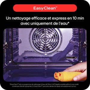Nettoyez facilement l'intérieur du four LG WS7D7652CB en seulement 10 minutes en utilisant seulement de l'eau et un chiffon - aucun produit chimique agressif n'est nécessaire.