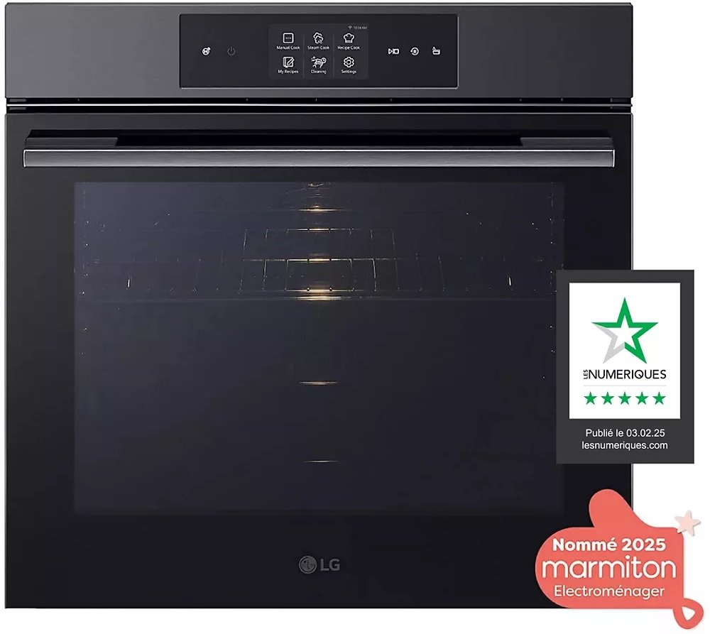 Le LG WS9D7676CB est un four électrique noir à affichage numérique, doté de 2025 autocollants de récompense et d'un classement Les Numériques.