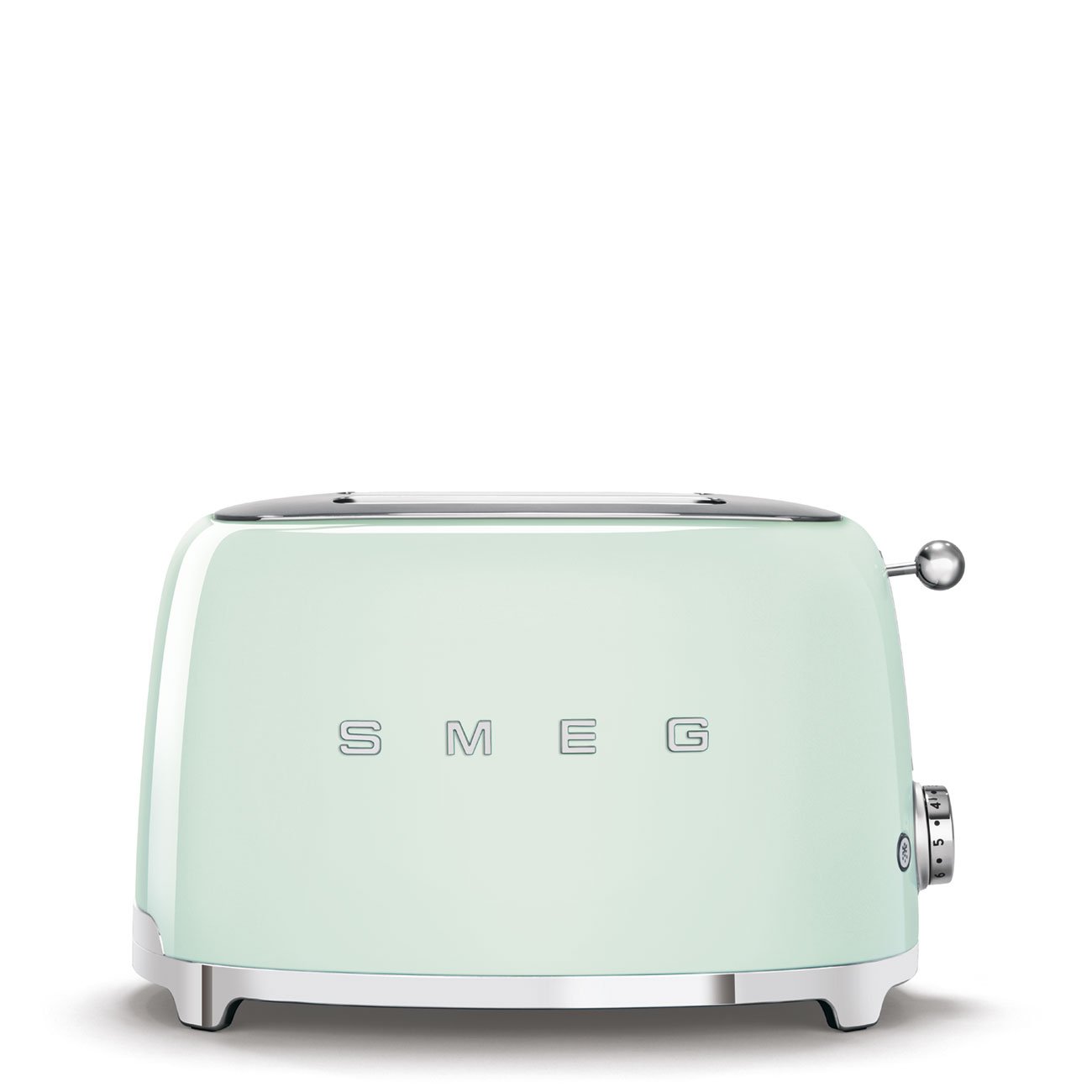 Le grille-pain SMEG TSF01PGEU VERT D'EAU présente une finition vert pâle avec des garnitures argentées et un design minimaliste, présenté de face sur fond blanc.