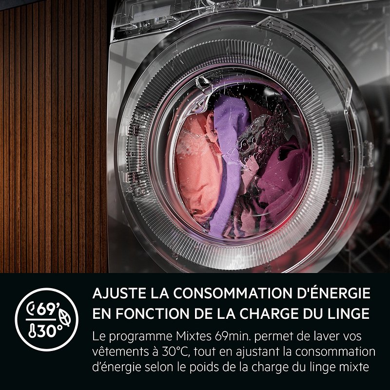 Le lave-linge AEG LFR731611V est doté d'un cycle mixte de 69 minutes à 30°C pour économiser de l'énergie, même avec des vêtements à l'intérieur.