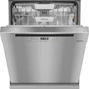Le lave-vaisselle MIELE G 5812 SC FRONT INOX est présenté avec sa porte en acier inoxydable ouverte et le panier supérieur vide visible.