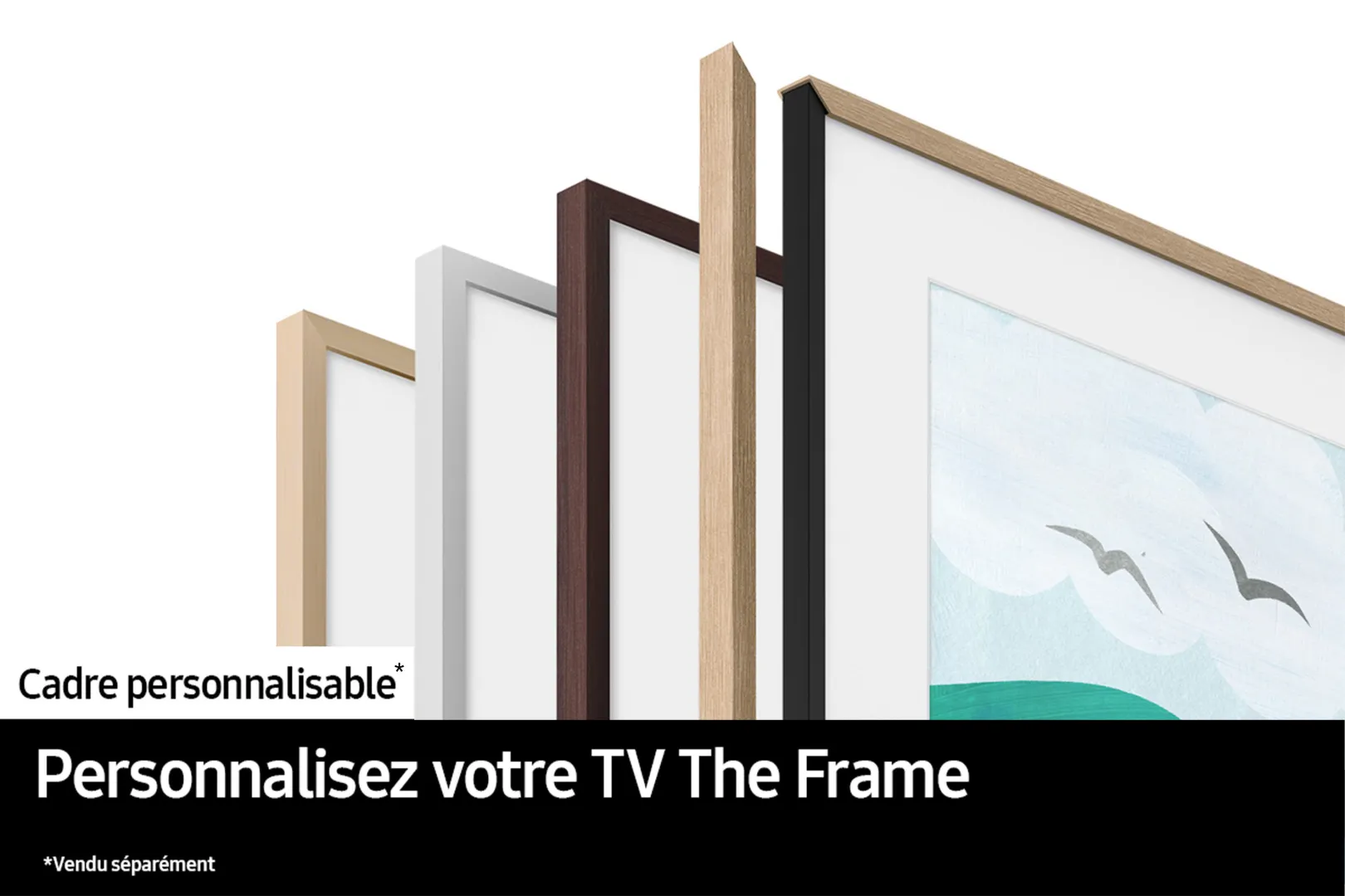 Cinq cadres personnalisables de différentes couleurs et finitions sont exposés à côté du téléviseur SAMSUNG TQ65LS03WF, qui met en valeur de superbes œuvres d'art.