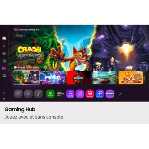Un téléviseur affiche le menu Gaming Hub sur le SAMSUNG TQ77s92f, avec des jeux tels que Crash Bandicoot et Fortnite.