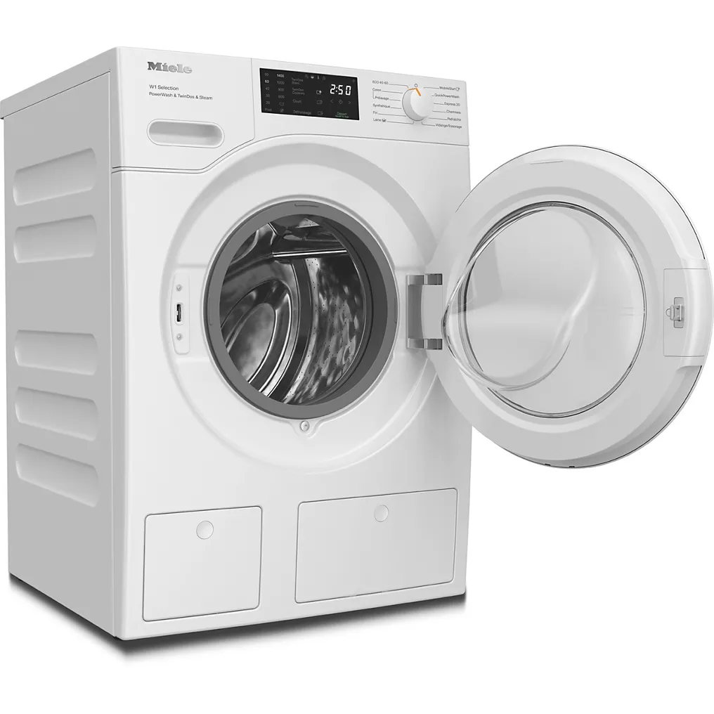 Le lave-linge à chargement frontal WSG883WCS de MIELE en blanc est présenté avec la porte ouverte, révélant le tambour et son élégant panneau d'affichage numérique.
