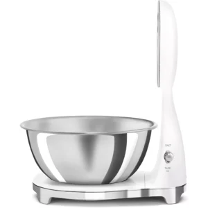 La SMEG KSC01BLMWW (Copie) est une balance de cuisine numérique élégante dotée d'un bol en acier inoxydable et d'un écran blanc vertical.