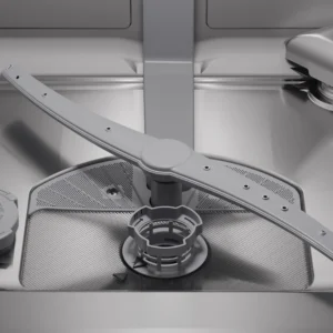 Gros plan sur l'intérieur propre et vide du lave-vaisselle SIEMENS SN65Z804CE, mettant en valeur sa finition en acier inoxydable, son bras gicleur et son filtre.
