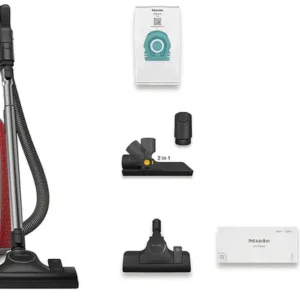L'aspirateur-traîneau Miele GUARD L1 RED PULSE comprend un tuyau, des têtes de brosse, un sac, un filtre et des accessoires de buse pour une meilleure performance de nettoyage.