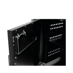Armoire de rangement noire ouverte, dotée d'étagères et de crochets à l'intérieur de la porte, mettant en valeur le design épuré du modèle RIVIERA & BAR QPL950, présenté sur fond blanc.