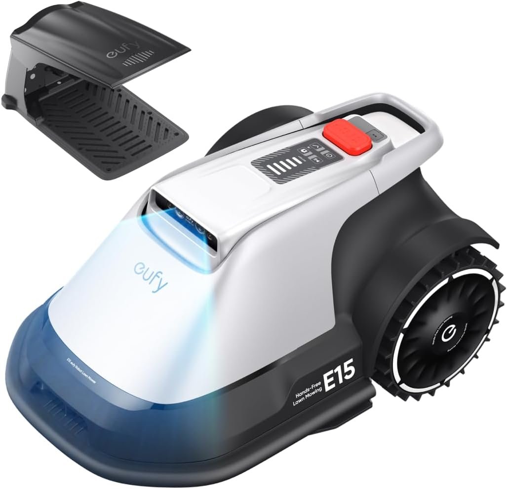 Tondeuse à gazon robotisée EUFY E15 avec station d'accueil, sur fond blanc.