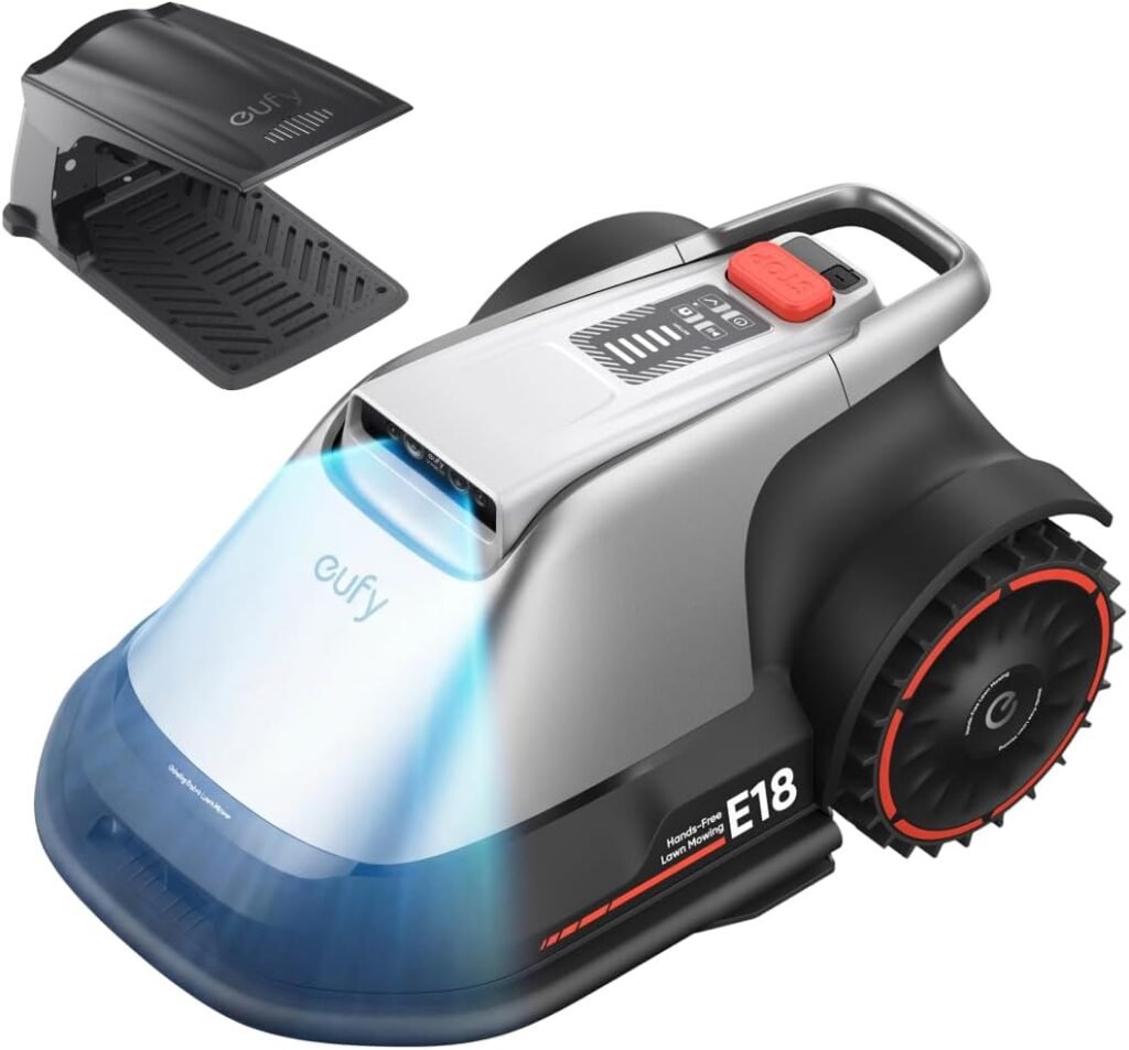 Le robot tondeuse EUFY E18 est doté d'une lumière bleue et d'une station d'accueil séparée pour la recharge, présentée à l'arrière-plan.