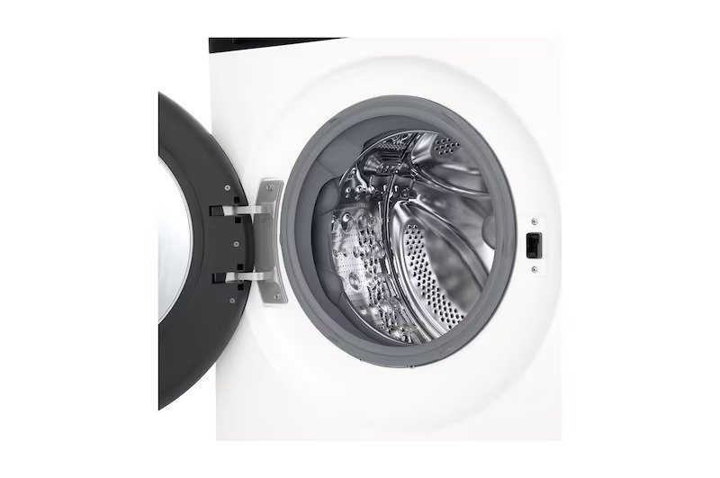 Vue de face du lave-linge à chargement frontal LG F94X58BWST avec sa porte ouverte, montrant le tambour en acier inoxydable vide.