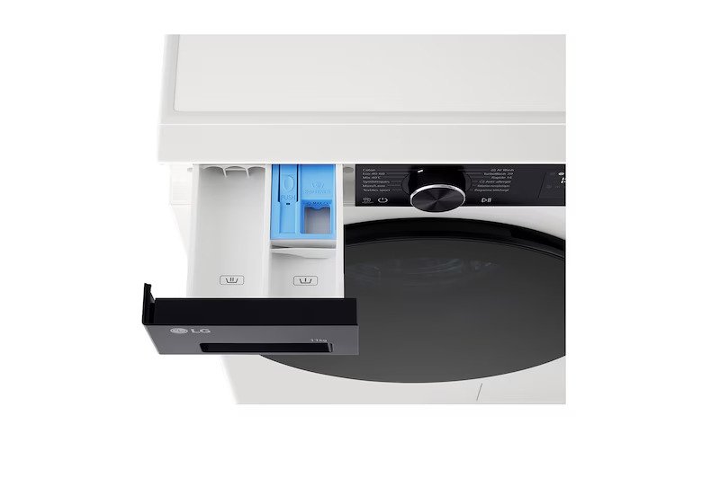 Ouvrez le tiroir à détergent de la laveuse LG F94X58BWST pour découvrir des compartiments distincts pour le détergent et l'assouplissant.