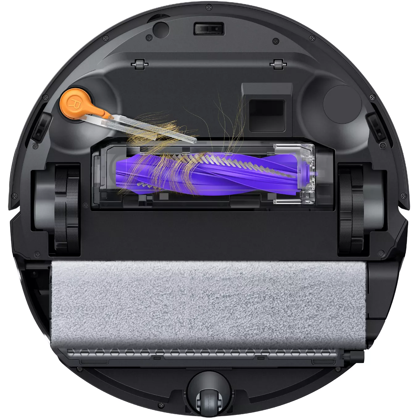 Vue de dessus d'un aspirateur robot NARWAL FREO FLOW 2 avec des cheveux emmêlés dans sa brosse, avec un outil de nettoyage à côté.