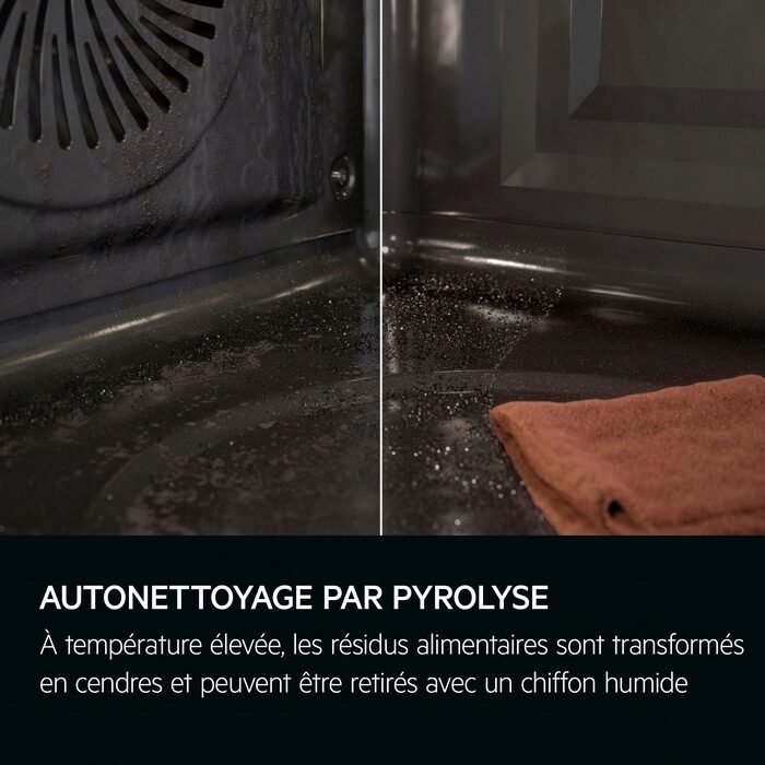 Le four AEG TX7PB631SB présente un intérieur à moitié propre avec un chiffon brun pour démontrer les effets avant et après de sa fonction d'autonettoyage pyrolytique.