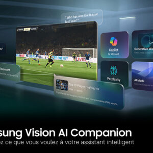 Une interface futuriste présente les fonctionnalités de Vision AI Companion lors d'un match de football sur un téléviseur SAMSUNG TQ77S95H, avec des textes en anglais et en français.