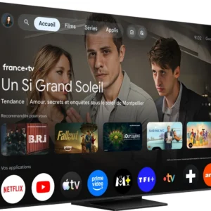 Un téléviseur TCL 55C6K PRO affiche un menu de streaming proposant des émissions françaises, des icônes d'applications et des recommandations de contenu.