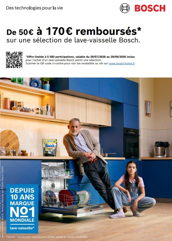 Un homme et une fillette sont assis dans une cuisine, près d'un lave-vaisselle BOSCH, au-dessus duquel est affichée une offre de remboursement ODR.