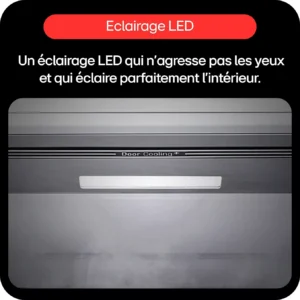 Une douce lumière LED, placée sous un panneau « Door Cooling+ », éclaire délicatement l'intérieur épuré, soulignant ainsi le style contemporain du LG GBBW322DPY.