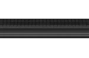Le TCL 43P7L est présenté de profil, ce qui met en valeur son design fin, avec deux pieds placés à chaque extrémité.