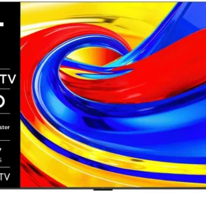 Sur la photo : le téléviseur TCL 50P7L 4K QLED de 50 pouces, doté d'un écran aux couleurs éclatantes, du mode Game Master, des technologies Dolby Vision et Dolby Atmos, ainsi que de Google TV.