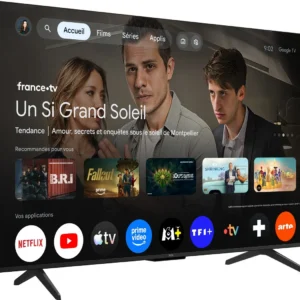 Le téléviseur connecté TCL 50P7L intègre l'interface Google TV, qui affiche à l'écran la série « Un Si Grand Soleil » ainsi qu'une multitude d'applications de streaming.