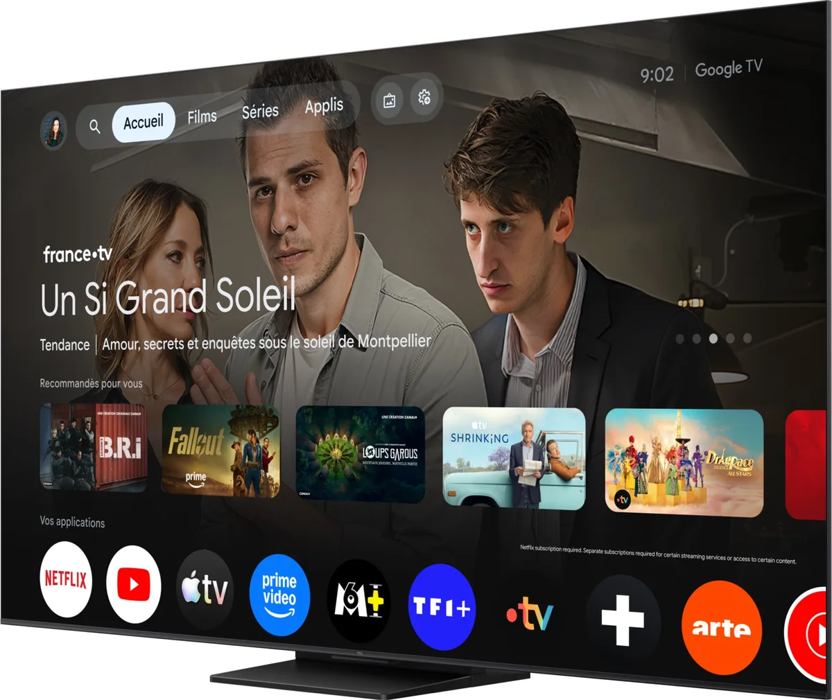 L'écran épuré du téléviseur connecté TCL 65C6K PRO affiche un menu d'applications de streaming proposant diverses séries télévisées, des films et des icônes d'applications.