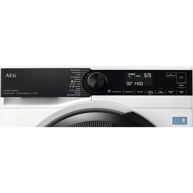 Gros plan sur le panneau de commande du lave-linge AEG LFR731411V, doté d'un écran numérique, de plusieurs boutons et d'un cadran.