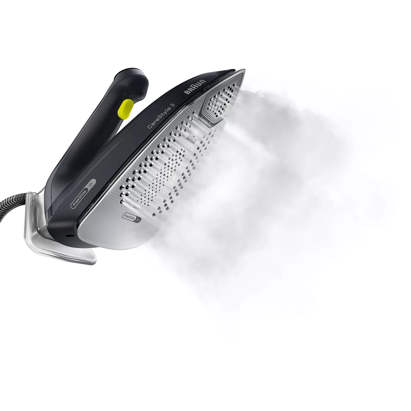 Le fer à vapeur BRAUN IS3257BK émet un puissant jet de vapeur par sa semelle, comme on peut le voir ici sur fond blanc.