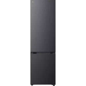 Le LG GBBSJ20DEP est un réfrigérateur noir de grande hauteur, doté d'une porte de réfrigérateur en haut et d'un compartiment congélateur en bas, photographié sur un fond uni.