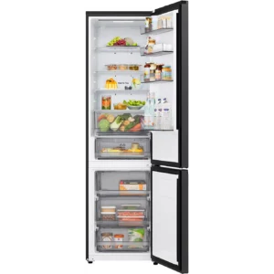Ouvrez le réfrigérateur LG GBBSJ20DEP pour découvrir des fruits, des légumes, des boissons, des produits laitiers, des en-cas et des aliments surgelés, soigneusement rangés sur ses étagères.