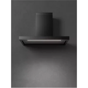 La FALMEC PLANEBLP1420 est une hotte de cuisine murale moderne de couleur noire, présentée comme un appareil élégant devant un mur gris foncé et vue de face.