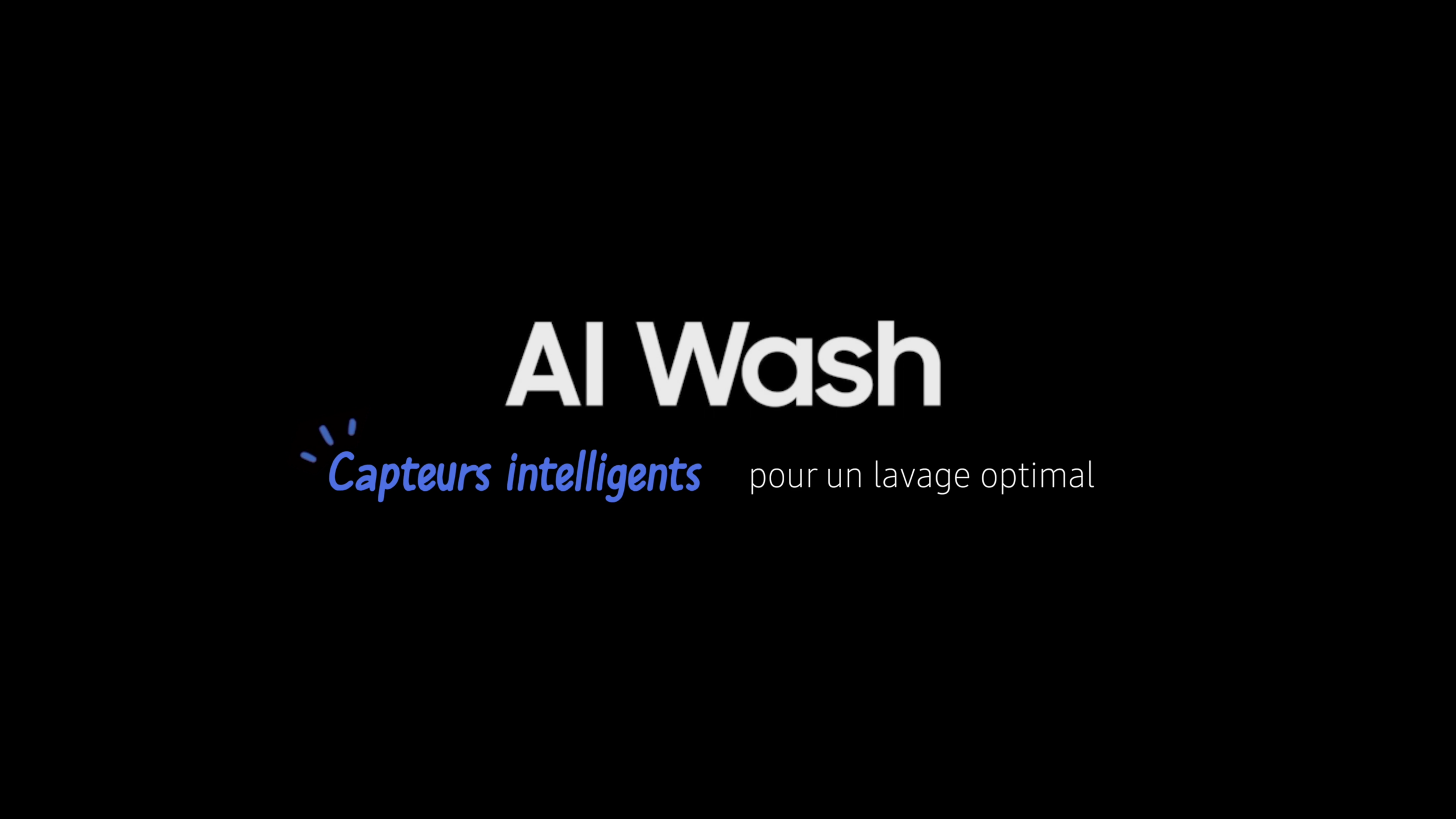 AI Wash : des capteurs intelligents pour un lavage optimal grâce à la technologie de pointe du lave-linge à chargement frontal SAMSUNG WW11DG5B25AE. Texte blanc et bleu sur fond noir, inspiré par l’innovation du lave-linge Samsung WW11DG5B25AE.
